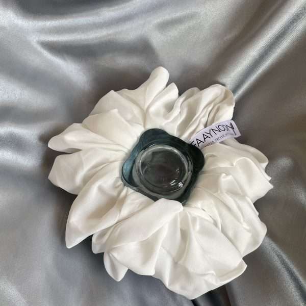 Malai off-White Scrunchie